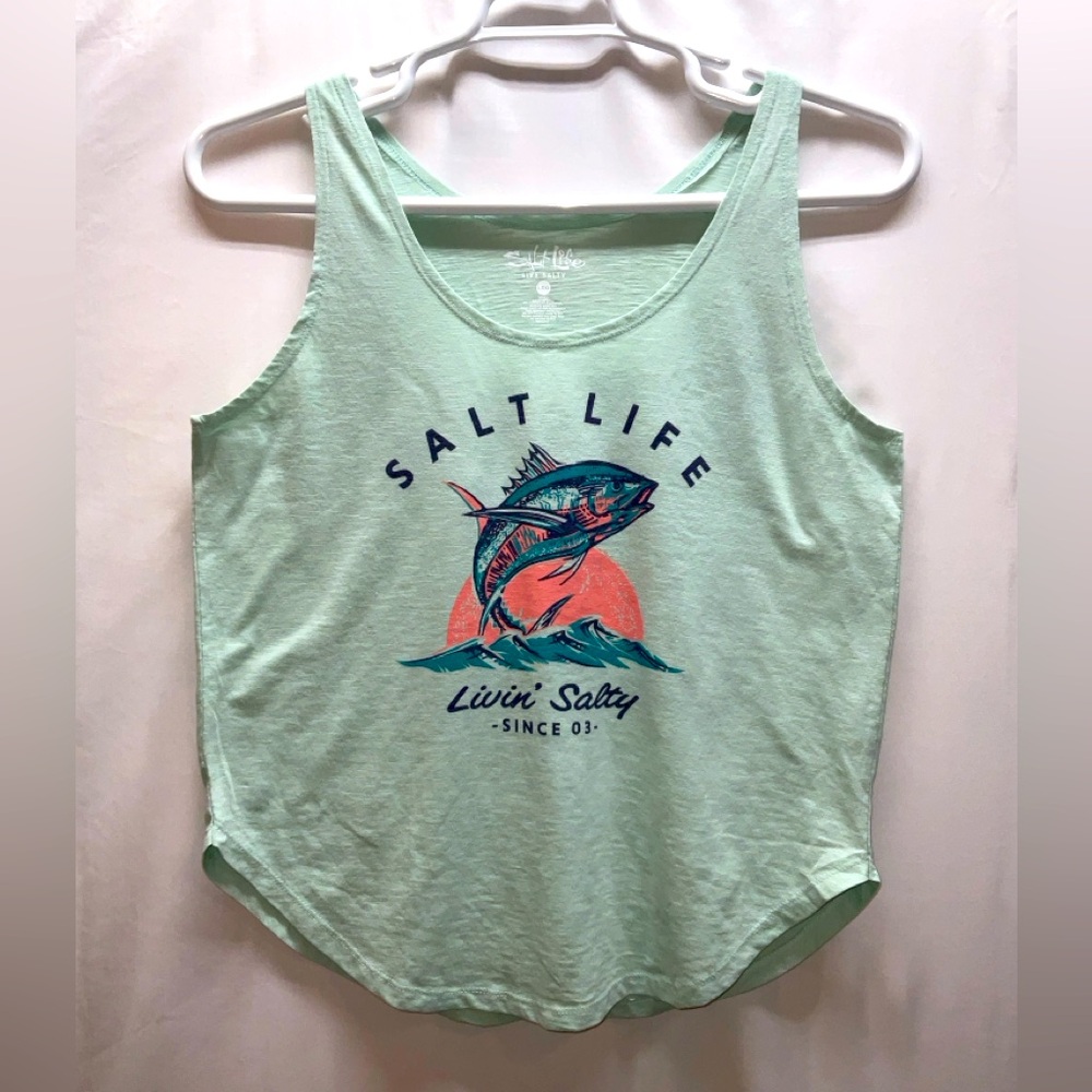 NIP Women’s Salt Life Livin’ Salty‎ Since 03 - Light Green Tank Top - Large